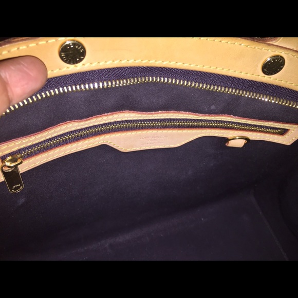 🔥 SOLD!🔥Gorgeous LV Brea Amarante Vernis - Picture 5 of 8